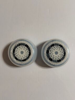 Clarisonic Sensitive Round Facial Cleansing Brush Heads - White. Set of 2. NWOT